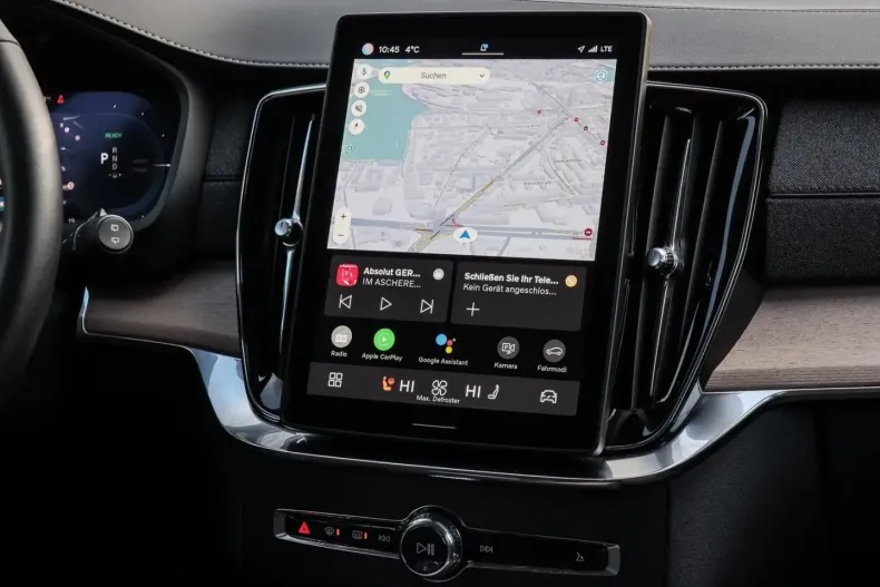 Volvo XC90 din 2025 cu 18.500 km - oferta VOL173796 - foto 9