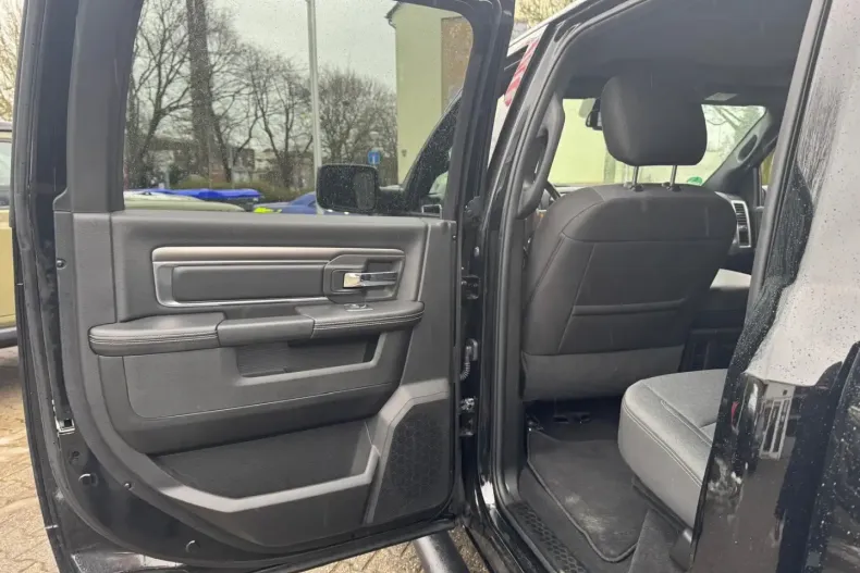 Dodge RAM din 2024 cu 35.873 km - oferta DOD173799 - foto 13