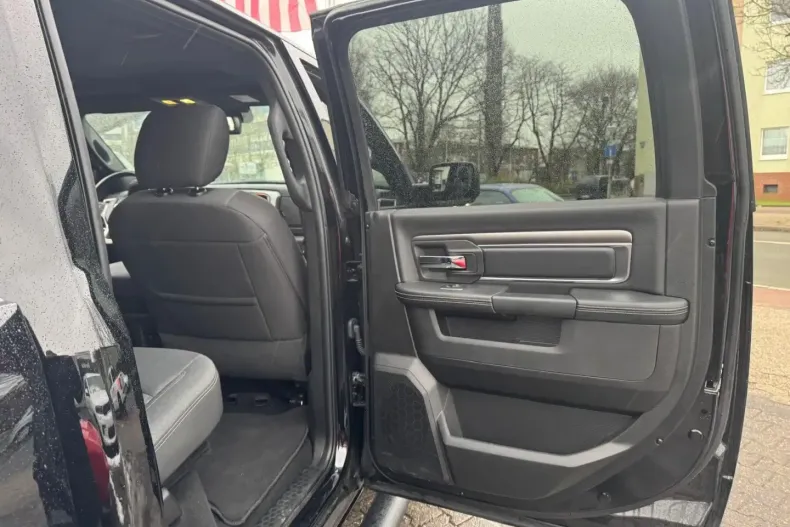 Dodge RAM din 2024 cu 35.873 km - oferta DOD173799 - foto 21