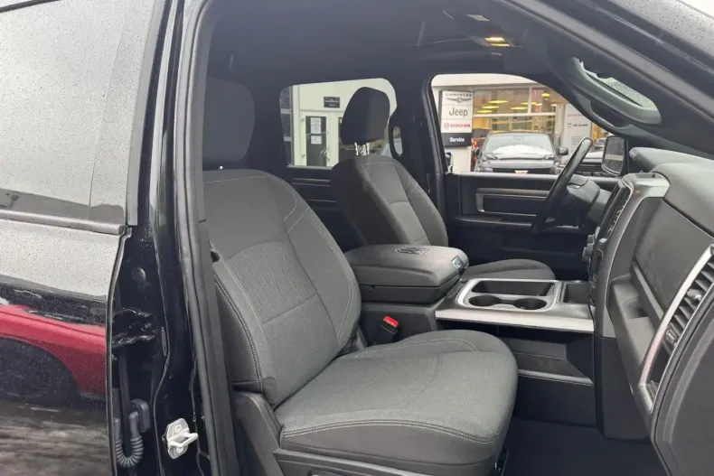 Dodge RAM din 2024 cu 35.873 km - oferta DOD173799 - foto 24