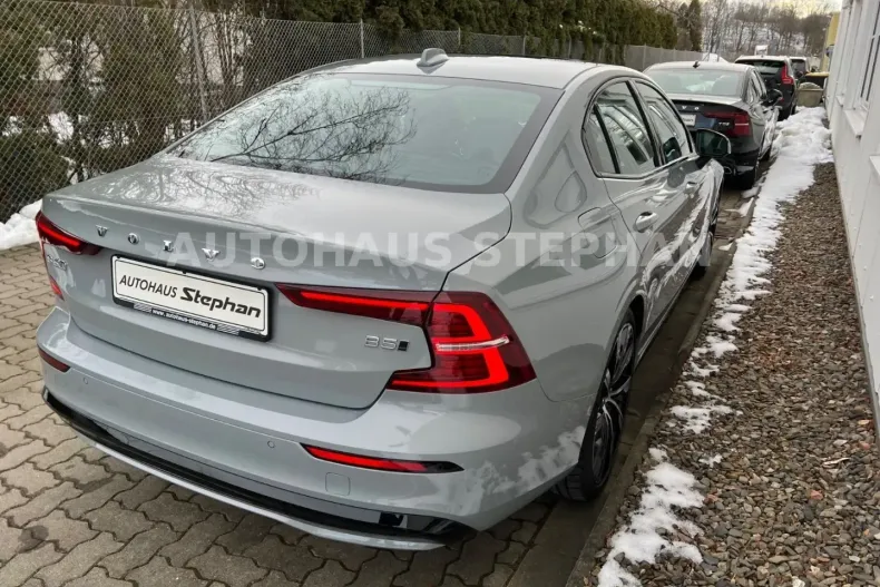 Volvo S60 din 2023 cu 9.000 km - oferta VOL173803 - foto 6