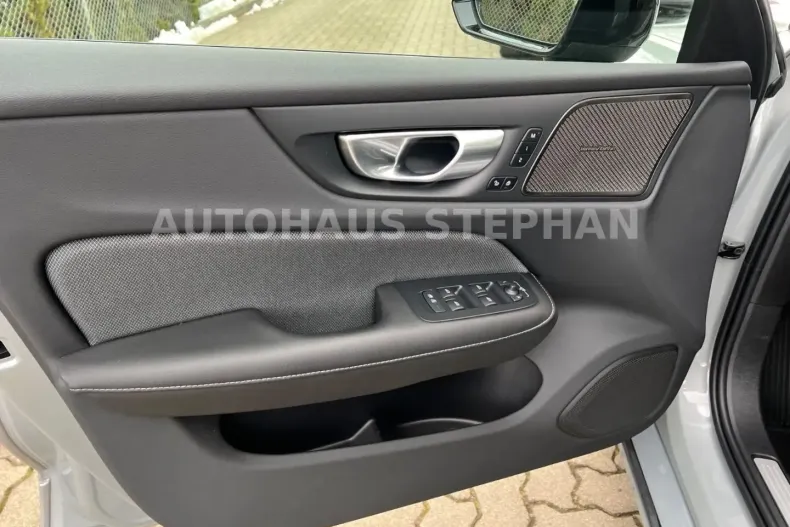 Volvo S60 din 2023 cu 9.000 km - oferta VOL173803 - foto 10