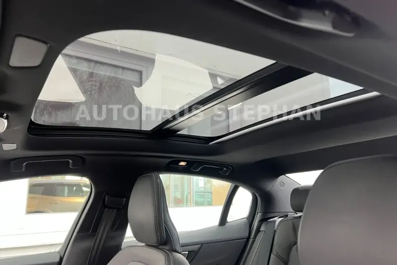 Volvo S60 din 2023 cu 9.000 km - oferta VOL173803 - foto 11