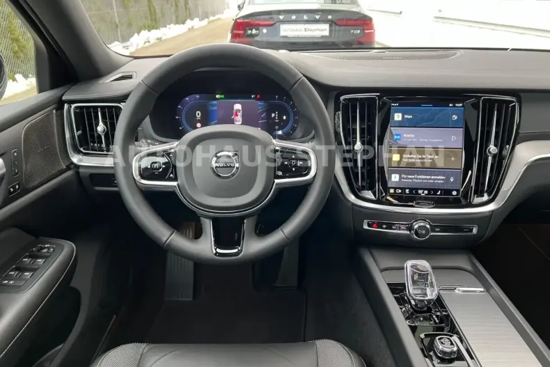 Volvo S60 din 2023 cu 9.000 km - oferta VOL173803 - foto 13