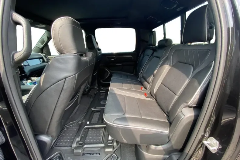 Dodge RAM din 2025 cu 10.900 km - oferta DOD173805 - foto 9