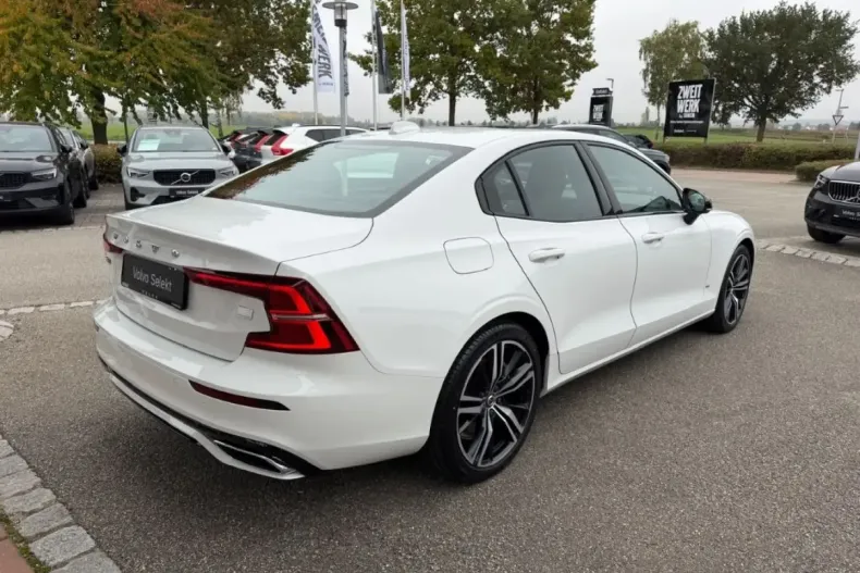 Volvo S60 din 2022 cu 32.250 km - oferta VOL173807 - foto 5