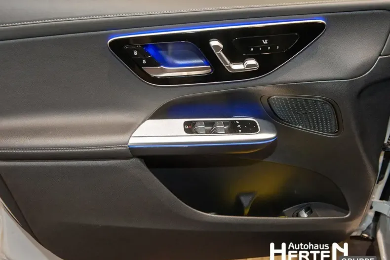 Mercedes-Benz GLC 400 din 2025 cu 15.595 km - oferta MER173818 - foto 8