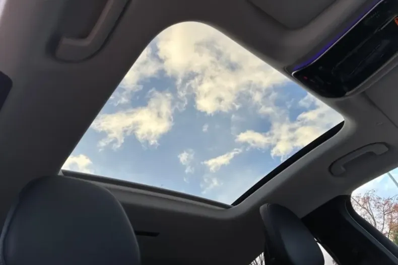 Mercedes-Benz GLC 400 din 2025 cu 21.150 km - oferta MER173824 - foto 3