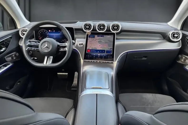 Mercedes-Benz GLC 400 din 2025 cu 21.150 km - oferta MER173824 - foto 16