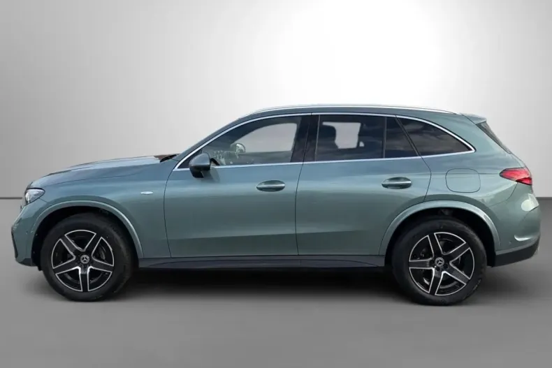 Mercedes-Benz GLC 400 din 2025 cu 25.118 km - oferta MER173830 - foto 1