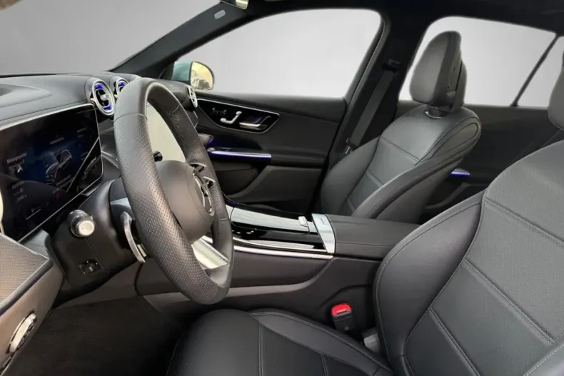 Mercedes-Benz GLC 400 din 2025 cu 25.118 km - oferta MER173830 - foto 3