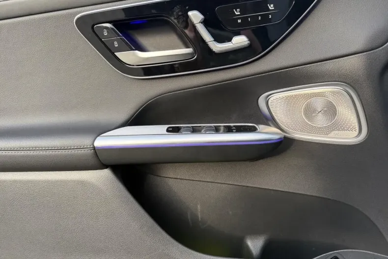 Mercedes-Benz GLC 400 din 2025 cu 25.118 km - oferta MER173830 - foto 13