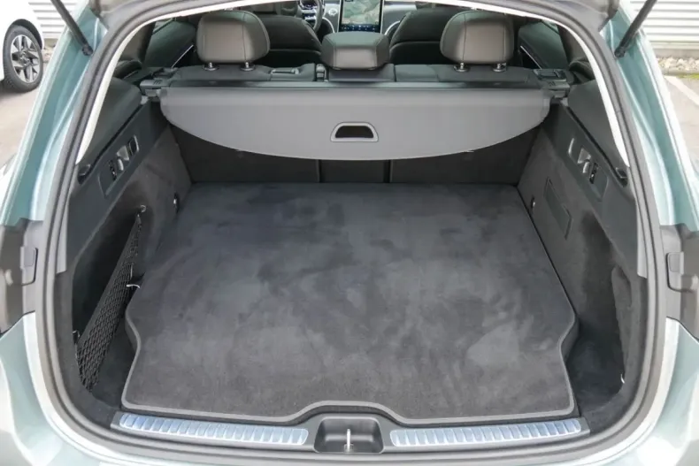 Mercedes-Benz GLC 400 din 2025 cu 8.991 km - oferta MER173831 - foto 14