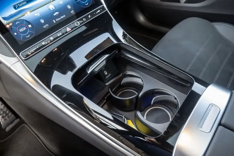 Mercedes-Benz GLC 400 din 2025 cu 19.987 km - oferta MER173832 - foto 12