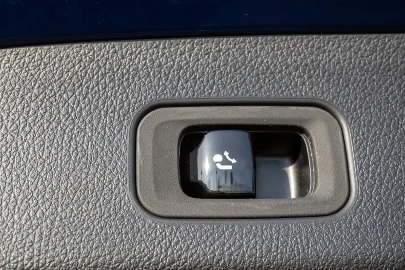 Mercedes-Benz GLC 400 din 2025 cu 19.987 km - oferta MER173832 - foto 20