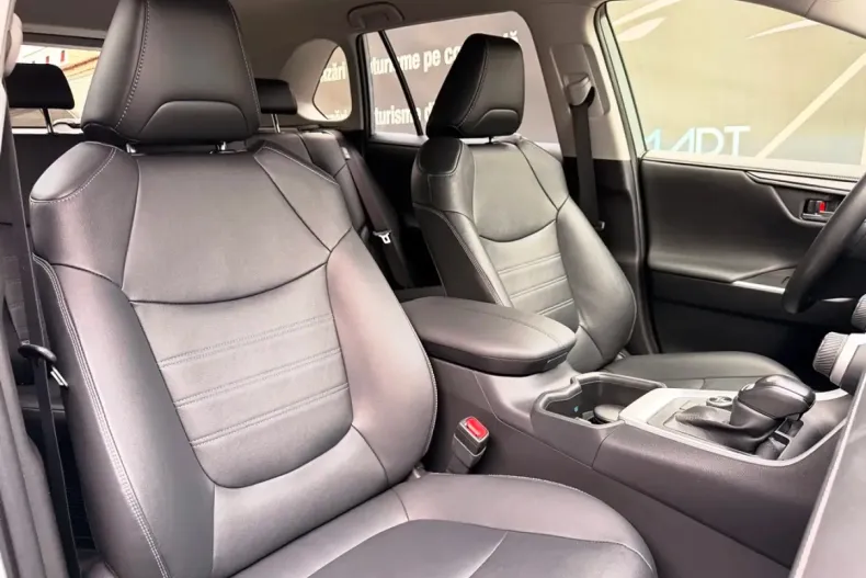 Toyota RAV4 din 2022 cu 51.400 km - oferta TOY173834 - foto 24