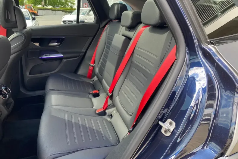 Mercedes-Benz GLC 400 din 2024 cu 39.228 km - oferta MER173835 - foto 4