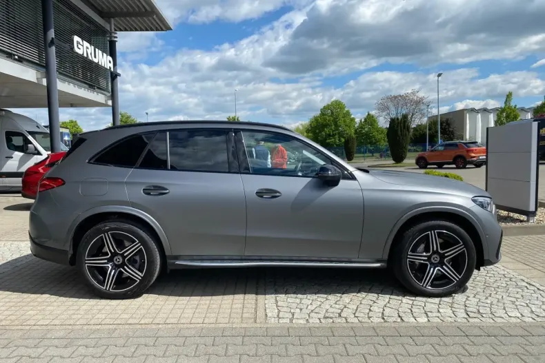 Mercedes-Benz GLC 400 din 2024 cu 39.228 km - oferta MER173835 - foto 6