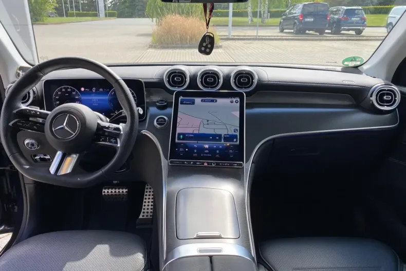 Mercedes-Benz GLC 400 din 2024 cu 39.228 km - oferta MER173835 - foto 14