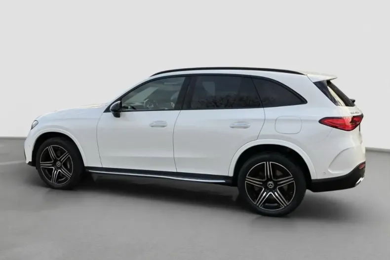 Mercedes-Benz GLC 400 din 2023 cu 49.859 km - oferta MER173838 - foto 18