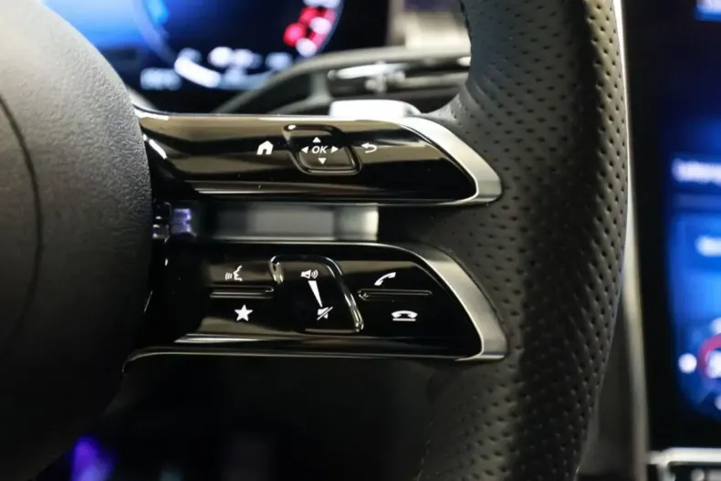 Mercedes-Benz GLC 400 din 2023 cu 3.974 km - oferta MER173842 - foto 15