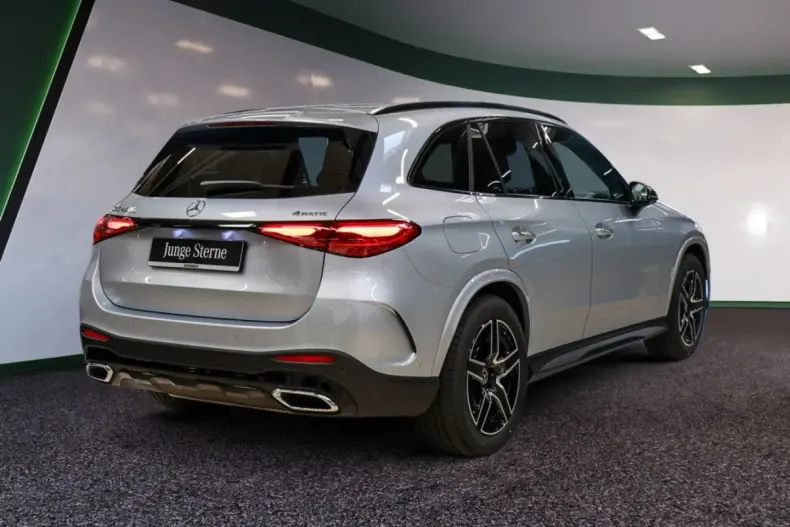 Mercedes-Benz GLC 400 din 2023 cu 3.974 km - oferta MER173842 - foto 25