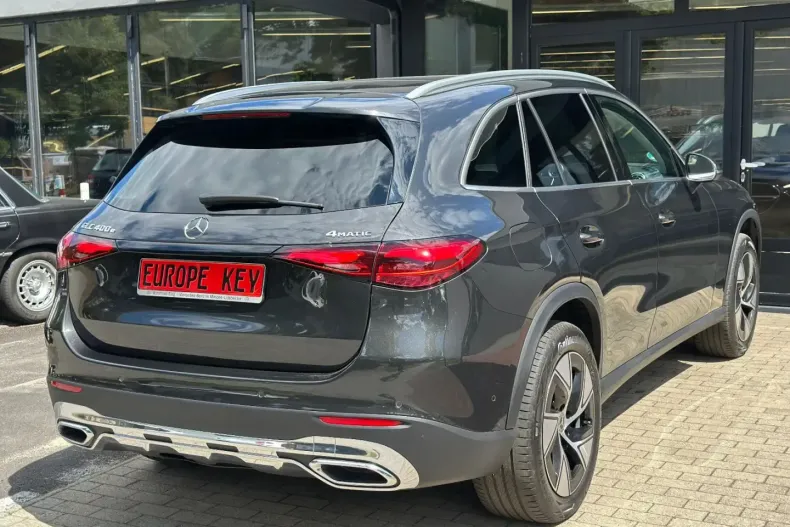 Mercedes-Benz GLC 400 din 2023 cu 9.500 km - oferta MER173845 - foto 6