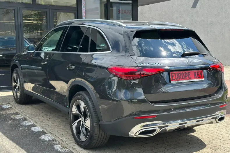 Mercedes-Benz GLC 400 din 2023 cu 9.500 km - oferta MER173845 - foto 7