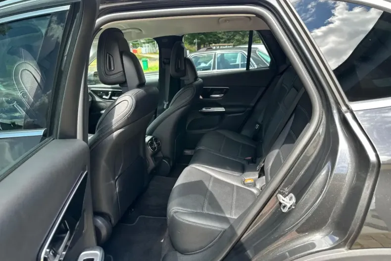 Mercedes-Benz GLC 400 din 2023 cu 9.500 km - oferta MER173845 - foto 13