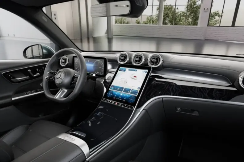 Mercedes-Benz GLC 400 din 2025 cu 19.987 km - oferta MER173848 - foto 5