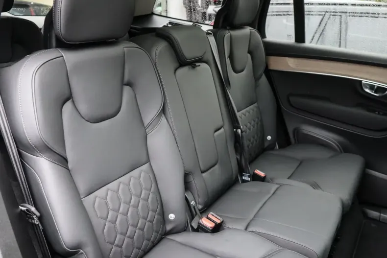 Volvo XC90 din 2025 cu 24.700 km - oferta VOL173850 - foto 5