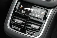 Volvo XC90 din 2025 cu 24.700 km - oferta VOL173850 - foto 14