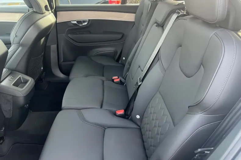 Volvo XC90 din 2025 cu 28.550 km - oferta VOL173852 - foto 12