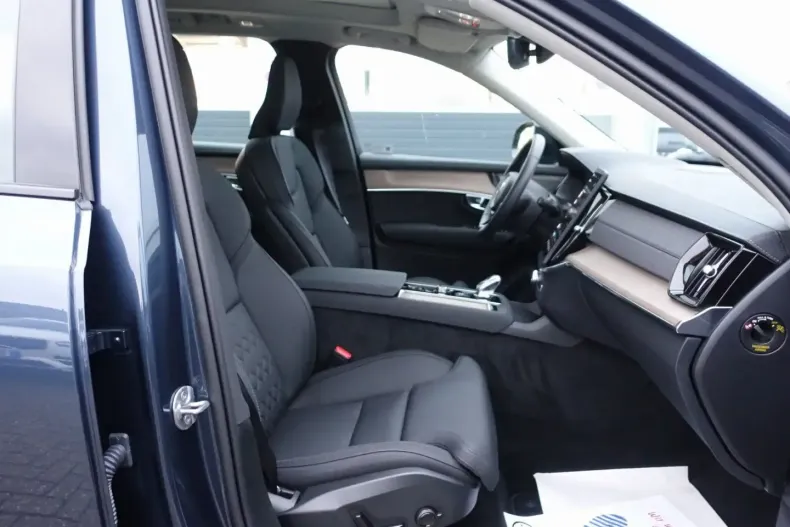 Volvo XC90 din 2025 cu 20.900 km - oferta VOL173853 - foto 9