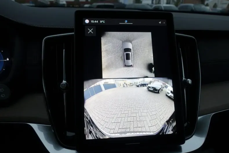 Volvo XC90 din 2025 cu 20.900 km - oferta VOL173853 - foto 24