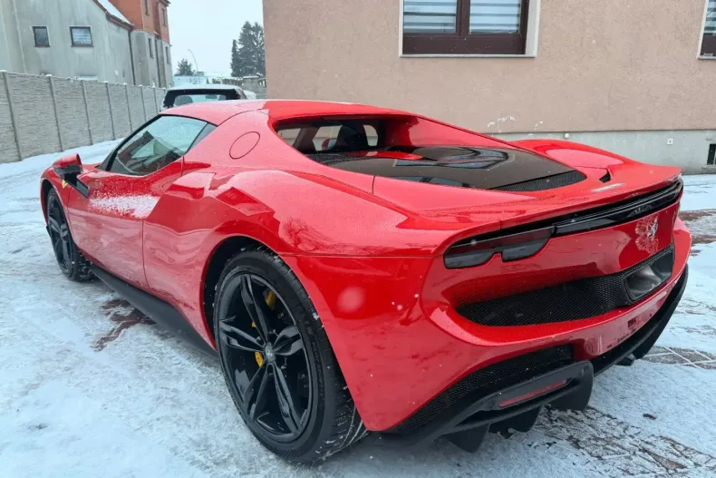 Ferrari 296 GTB din 2023 cu 20.406 km - oferta FER173858 - foto 6