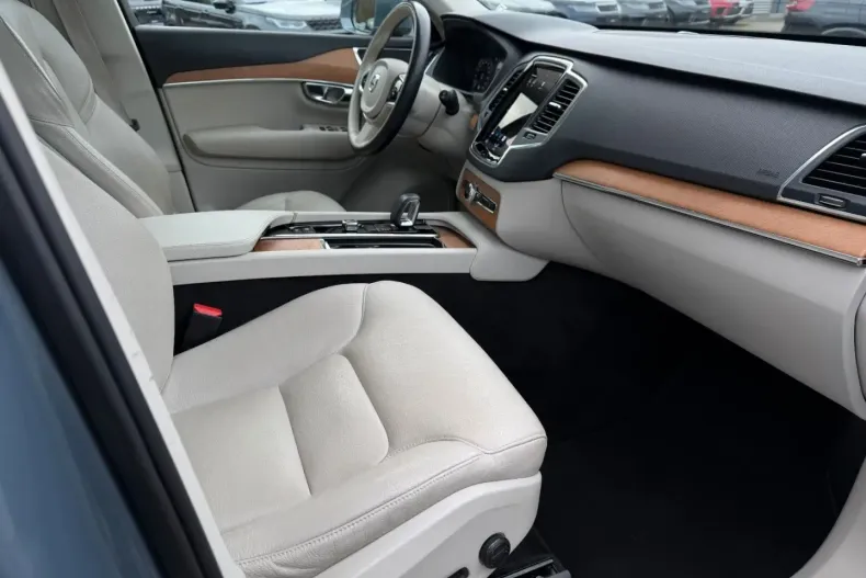 Volvo XC90 din 2022 cu 97.703 km - oferta VOL173859 - foto 9