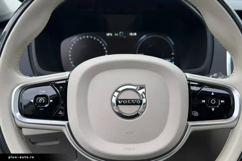 Volvo XC90 din 2022 cu 97.703 km - oferta VOL173859 - foto 12