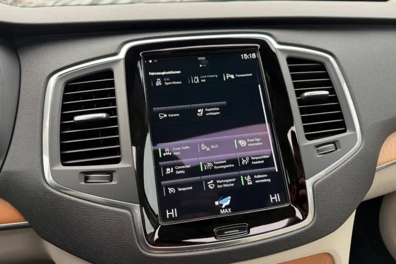 Volvo XC90 din 2022 cu 97.703 km - oferta VOL173859 - foto 16