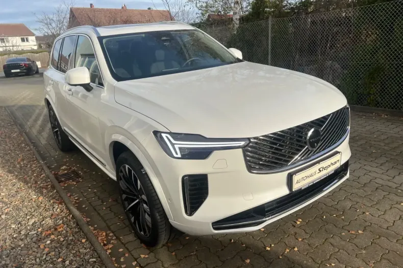 Volvo XC90 din 2025 cu 28.550 km - oferta VOL173860 - foto 3