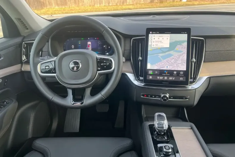 Volvo XC90 din 2025 cu 28.550 km - oferta VOL173860 - foto 13