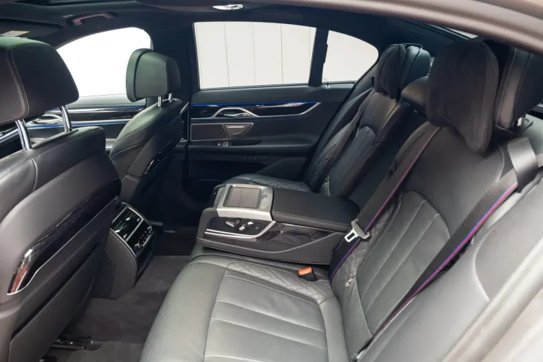 BMW 745 din 2021 cu 93.000 km - oferta BMW173863 - foto 30