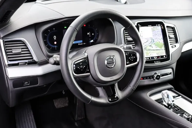 Volvo XC90 din 2023 cu 20.916 km - oferta VOL173867 - foto 4