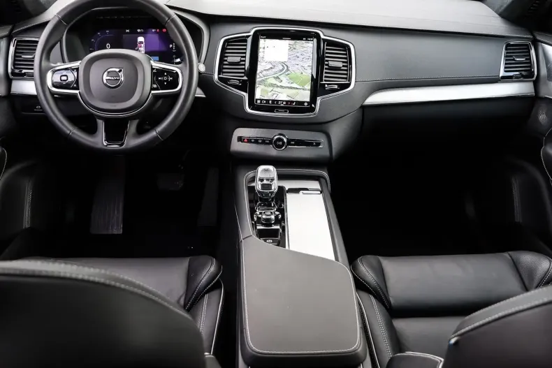 Volvo XC90 din 2023 cu 20.916 km - oferta VOL173867 - foto 5