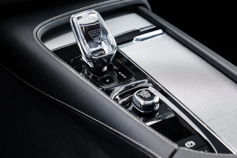 Volvo XC90 din 2023 cu 20.916 km - oferta VOL173867 - foto 12