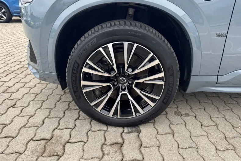 Volvo XC90 din 2022 cu 29.000 km - oferta VOL173871 - foto 3