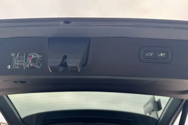 Volvo XC90 din 2022 cu 29.000 km - oferta VOL173871 - foto 14