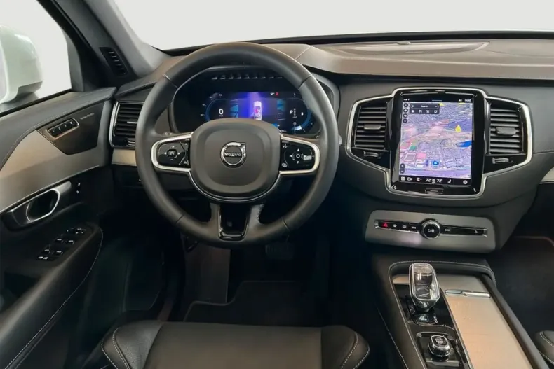 Volvo XC90 din 2023 cu 55.120 km - oferta VOL173872 - foto 9