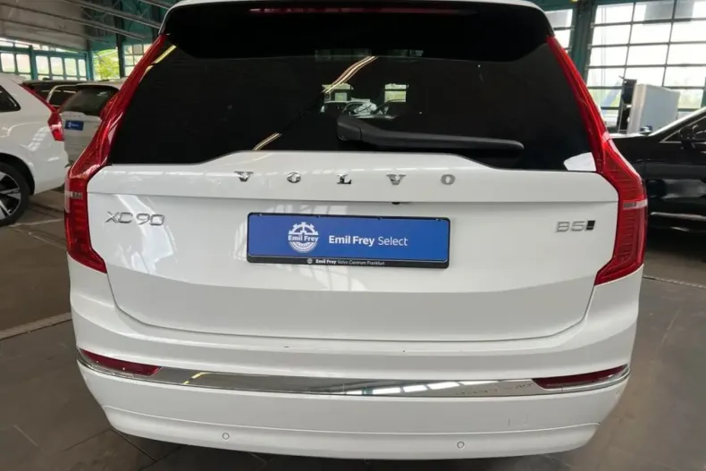 Volvo XC90 din 2023 cu 55.120 km - oferta VOL173872 - foto 19