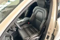 Volvo XC90 din 2023 cu 55.120 km - oferta VOL173872 - foto 24